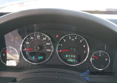 2010 Jeep Liberty Sport z USA, uszkodzony, nr VIN 1J4PP2GK4AW110846